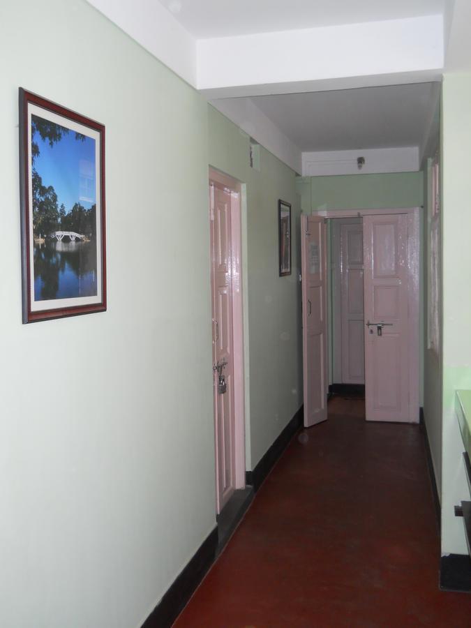 Travellers Bed And Breakfast Shillong Bagian luar foto